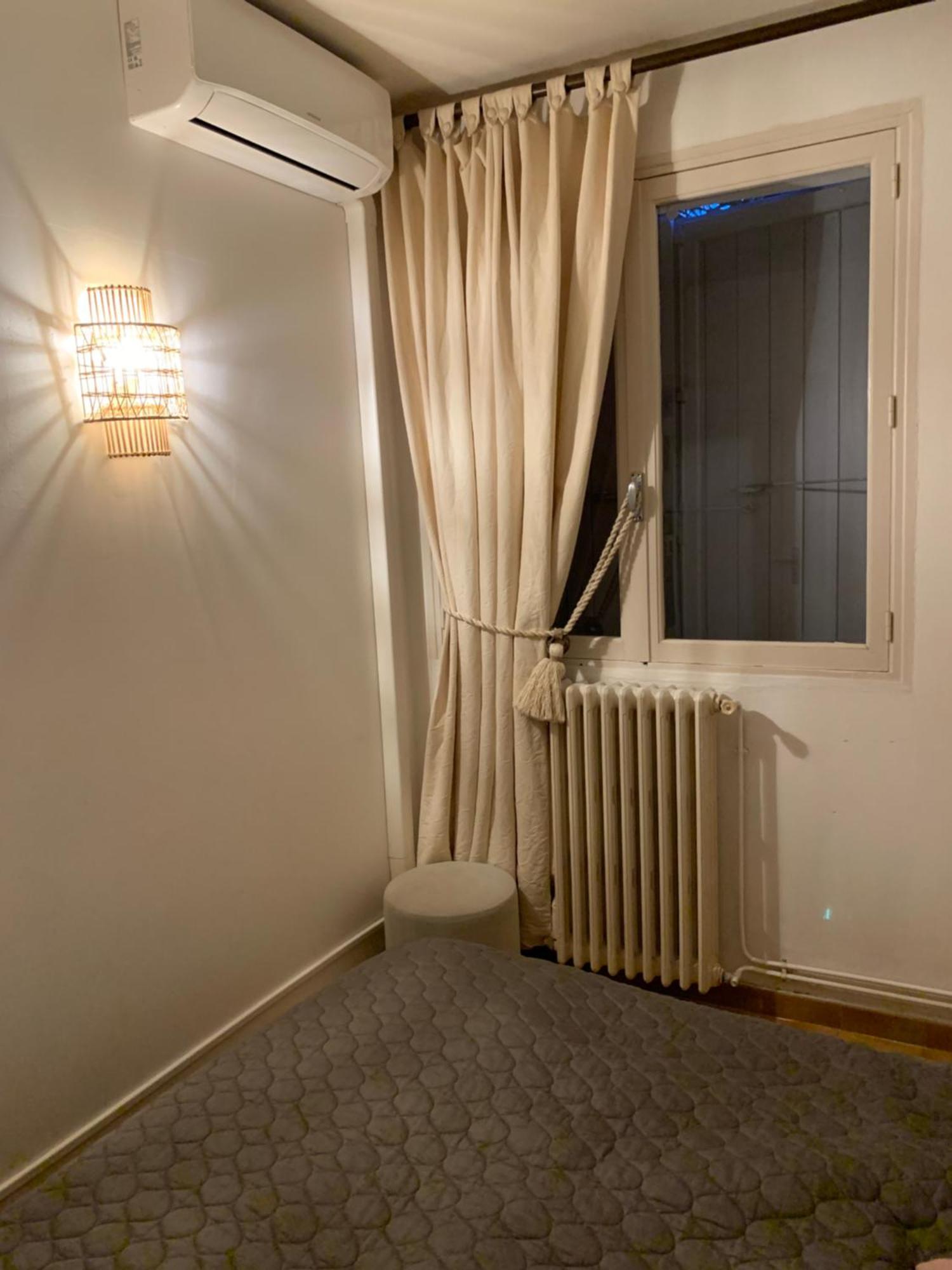 Cap D Antibes, Salis , 2 Bedrooms , Free Parking Apartment