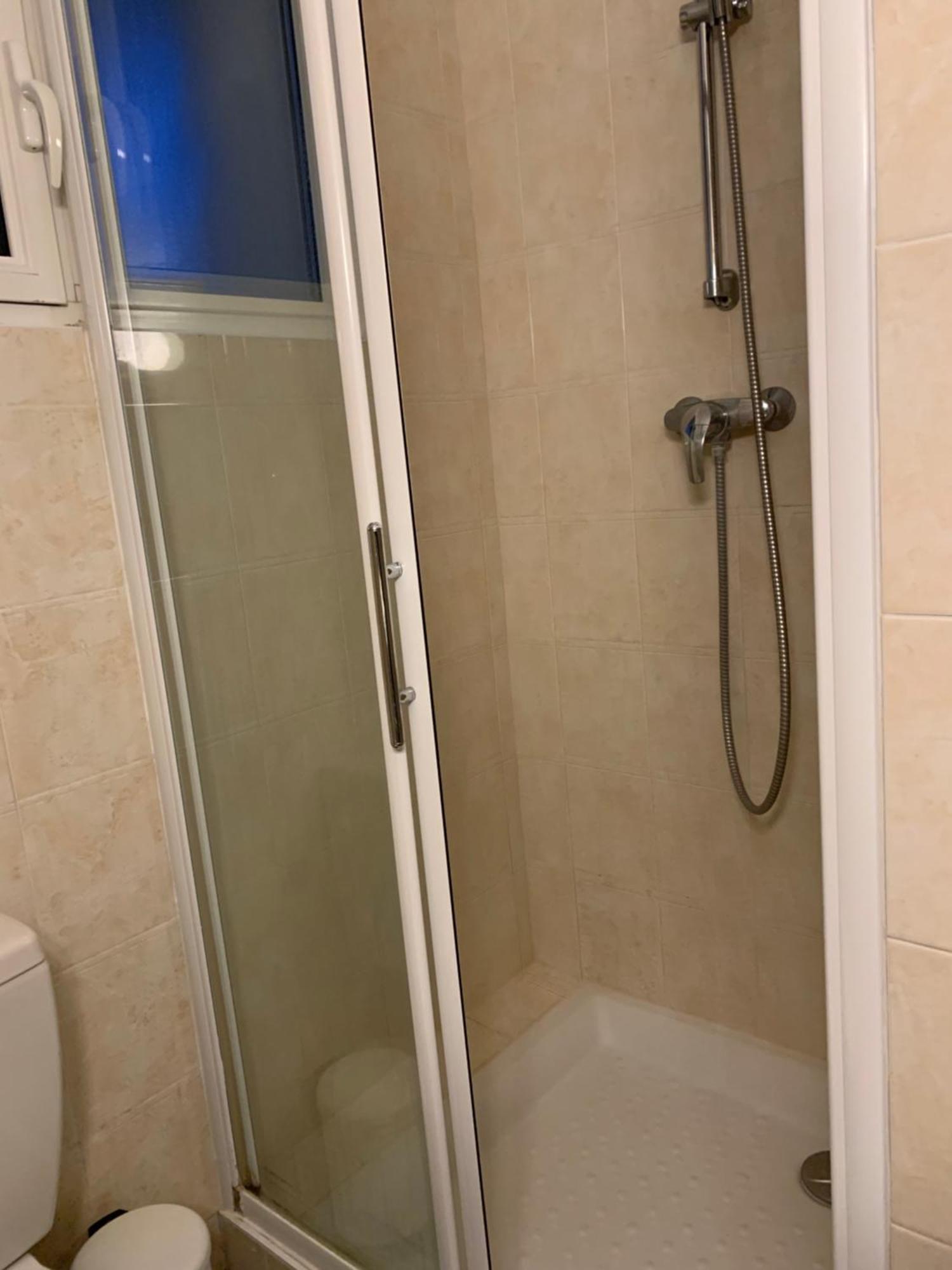 Cap D Antibes, Salis , 2 Bedrooms , Free Parking Antibes